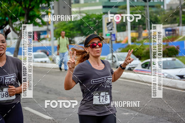 Buy your photos of the eventSantander Track&Field Run Series - Shopping da Bahia on Fotop