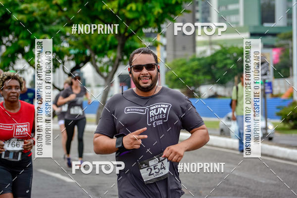 Buy your photos of the eventSantander Track&Field Run Series - Shopping da Bahia on Fotop