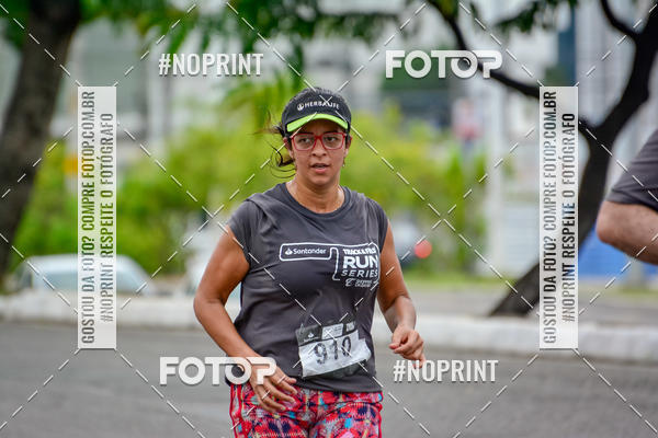 Buy your photos of the eventSantander Track&Field Run Series - Shopping da Bahia on Fotop