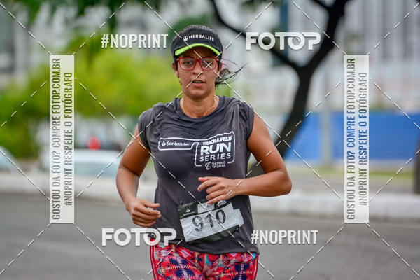 Buy your photos of the eventSantander Track&Field Run Series - Shopping da Bahia on Fotop