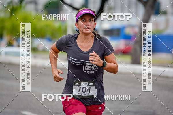 Buy your photos of the eventSantander Track&Field Run Series - Shopping da Bahia on Fotop