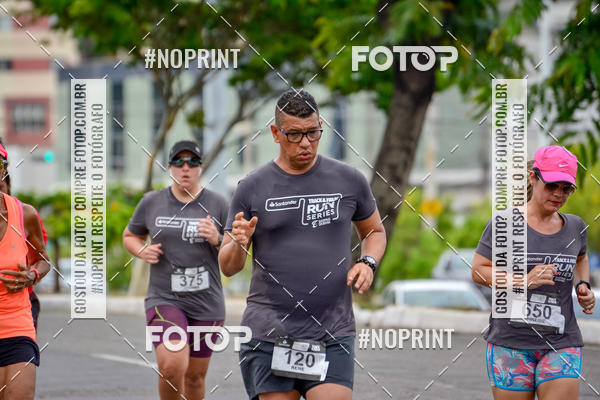 Buy your photos of the eventSantander Track&Field Run Series - Shopping da Bahia on Fotop