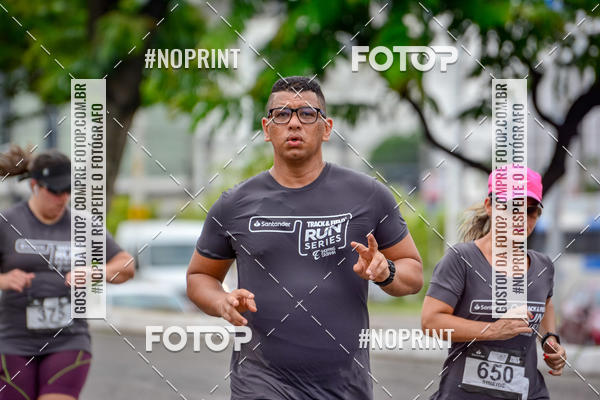Buy your photos of the eventSantander Track&Field Run Series - Shopping da Bahia on Fotop