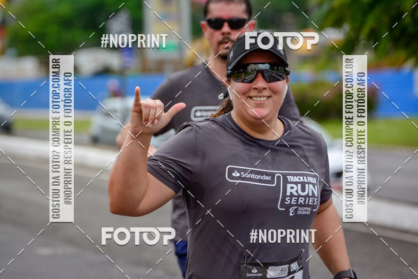 Buy your photos of the eventSantander Track&Field Run Series - Shopping da Bahia on Fotop