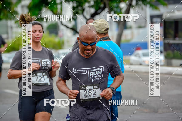 Buy your photos of the eventSantander Track&Field Run Series - Shopping da Bahia on Fotop