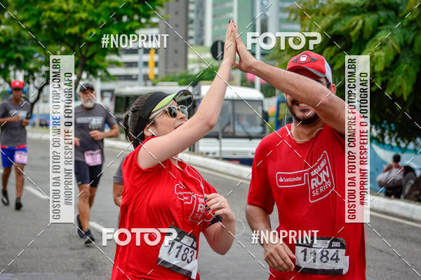 Buy your photos of the eventSantander Track&Field Run Series - Shopping da Bahia on Fotop