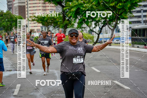 Buy your photos of the eventSantander Track&Field Run Series - Shopping da Bahia on Fotop