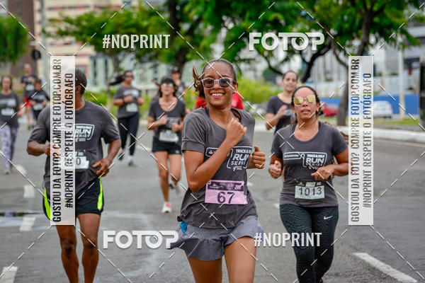Buy your photos of the eventSantander Track&Field Run Series - Shopping da Bahia on Fotop