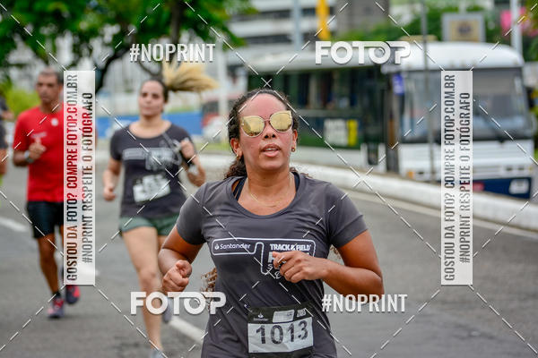 Compra tus fotos del eventoSantander Track&Field Run Series - Shopping da Bahia En Fotop