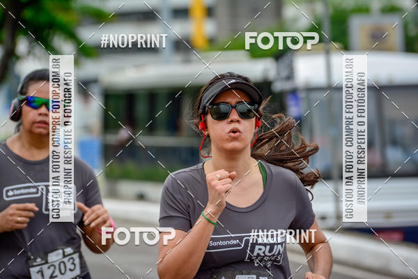 Compra tus fotos del eventoSantander Track&Field Run Series - Shopping da Bahia En Fotop