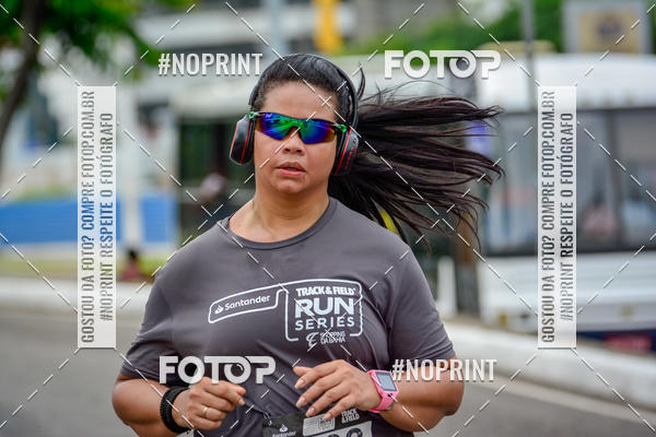 Compra tus fotos del eventoSantander Track&Field Run Series - Shopping da Bahia En Fotop