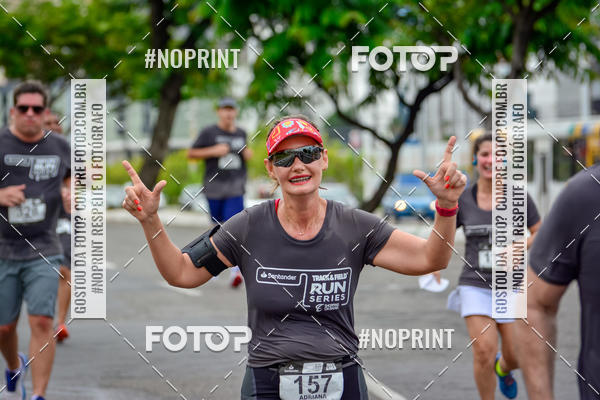 Compra tus fotos del eventoSantander Track&Field Run Series - Shopping da Bahia En Fotop
