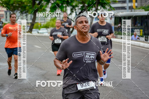 Buy your photos of the eventSantander Track&Field Run Series - Shopping da Bahia on Fotop