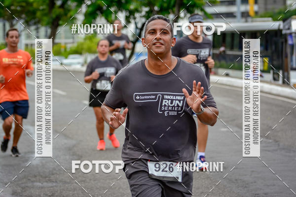 Buy your photos of the eventSantander Track&Field Run Series - Shopping da Bahia on Fotop