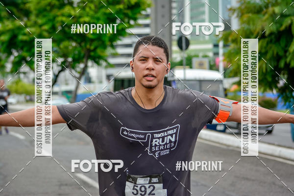 Buy your photos of the eventSantander Track&Field Run Series - Shopping da Bahia on Fotop