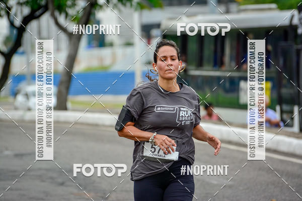 Buy your photos of the eventSantander Track&Field Run Series - Shopping da Bahia on Fotop
