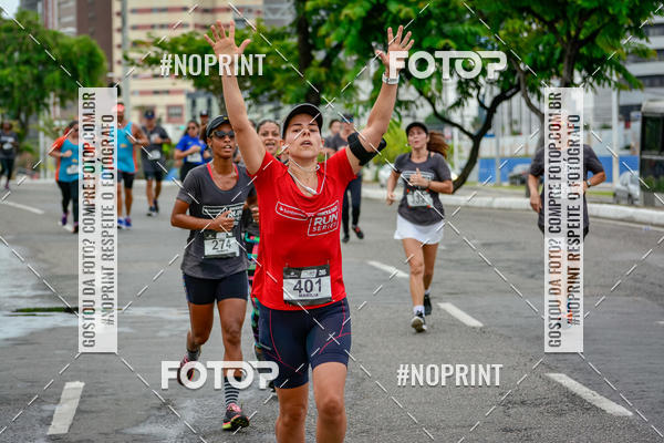 Buy your photos of the eventSantander Track&Field Run Series - Shopping da Bahia on Fotop