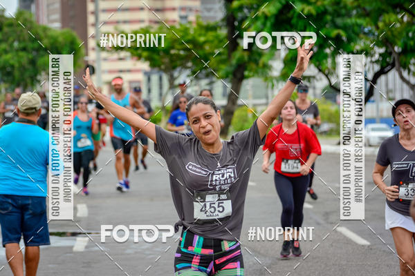 Buy your photos of the eventSantander Track&Field Run Series - Shopping da Bahia on Fotop