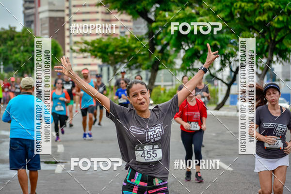 Buy your photos of the eventSantander Track&Field Run Series - Shopping da Bahia on Fotop