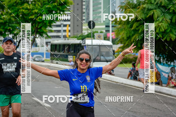 Buy your photos of the eventSantander Track&Field Run Series - Shopping da Bahia on Fotop