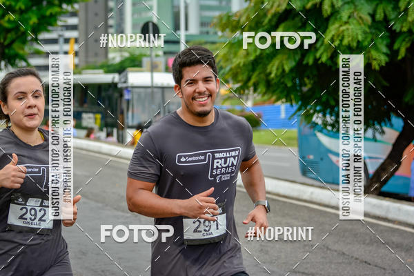 Buy your photos of the eventSantander Track&Field Run Series - Shopping da Bahia on Fotop