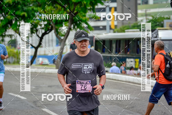 Buy your photos of the eventSantander Track&Field Run Series - Shopping da Bahia on Fotop