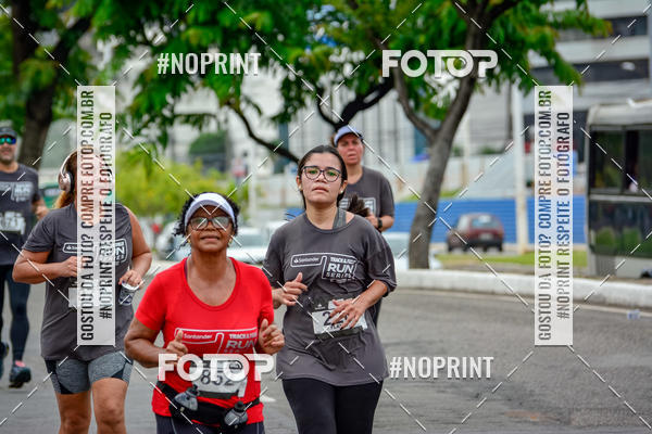 Buy your photos of the eventSantander Track&Field Run Series - Shopping da Bahia on Fotop