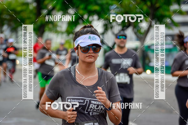 Buy your photos of the eventSantander Track&Field Run Series - Shopping da Bahia on Fotop