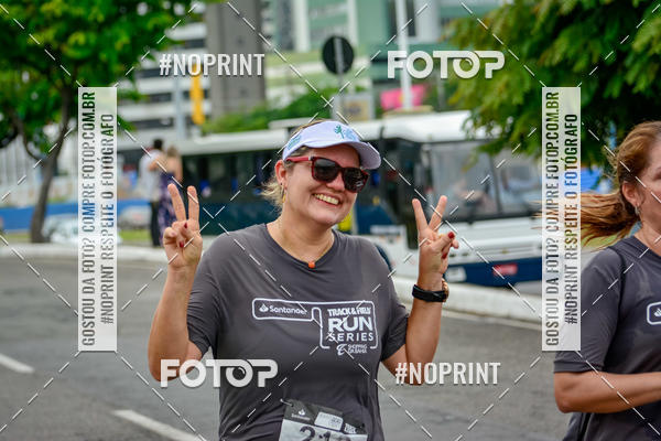 Buy your photos of the eventSantander Track&Field Run Series - Shopping da Bahia on Fotop