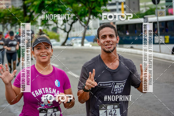 Buy your photos of the eventSantander Track&Field Run Series - Shopping da Bahia on Fotop