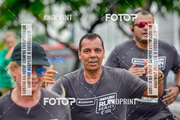Buy your photos of the eventSantander Track&Field Run Series - Shopping da Bahia on Fotop