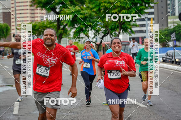 Buy your photos of the eventSantander Track&Field Run Series - Shopping da Bahia on Fotop