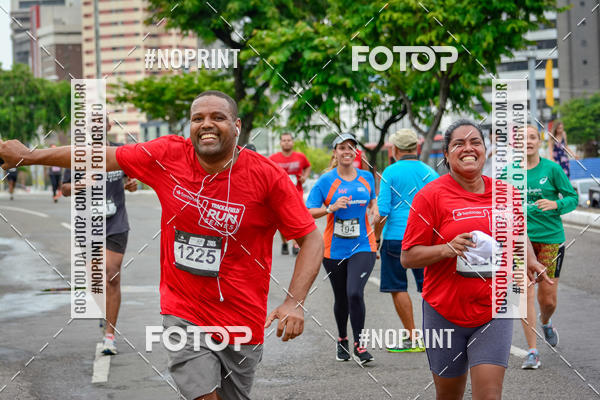 Buy your photos of the eventSantander Track&Field Run Series - Shopping da Bahia on Fotop