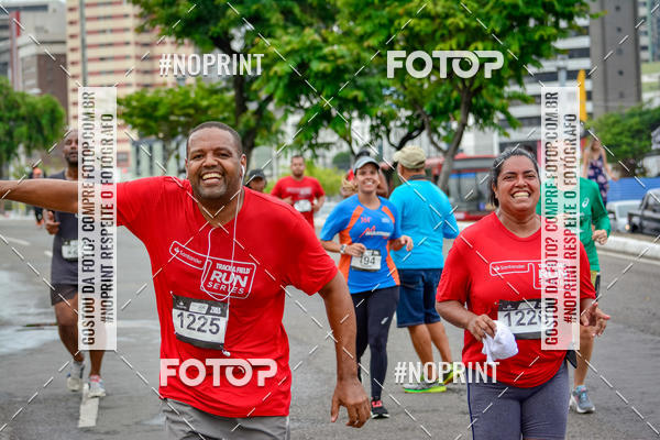 Buy your photos of the eventSantander Track&Field Run Series - Shopping da Bahia on Fotop