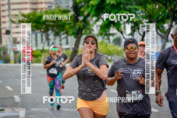 Buy your photos of the eventSantander Track&Field Run Series - Shopping da Bahia on Fotop