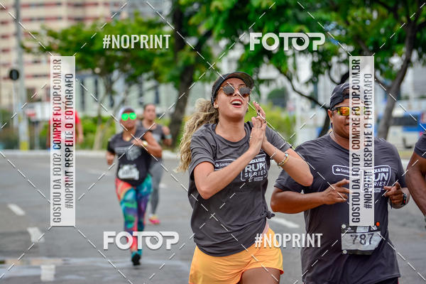 Buy your photos of the eventSantander Track&Field Run Series - Shopping da Bahia on Fotop