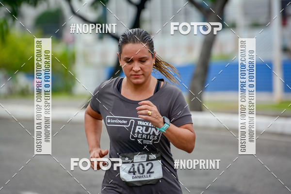 Buy your photos of the eventSantander Track&Field Run Series - Shopping da Bahia on Fotop