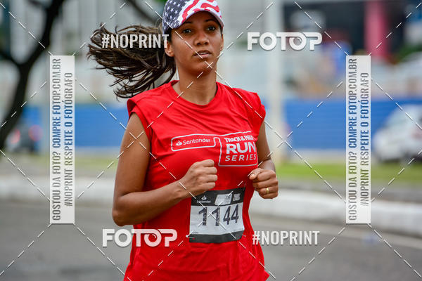 Buy your photos of the eventSantander Track&Field Run Series - Shopping da Bahia on Fotop