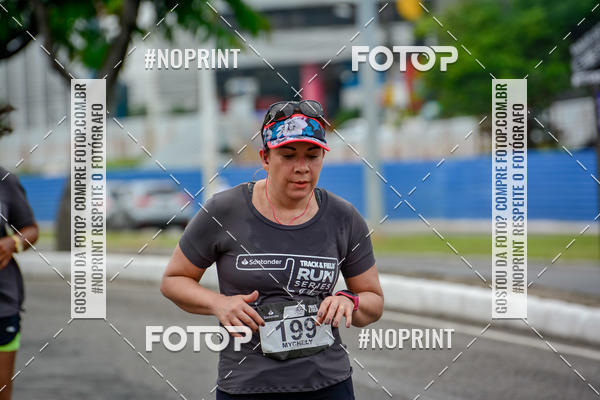 Buy your photos of the eventSantander Track&Field Run Series - Shopping da Bahia on Fotop