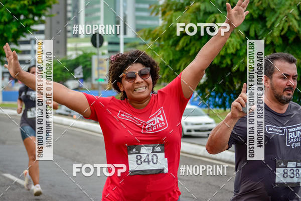 Buy your photos of the eventSantander Track&Field Run Series - Shopping da Bahia on Fotop