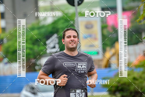 Buy your photos of the eventSantander Track&Field Run Series - Shopping da Bahia on Fotop