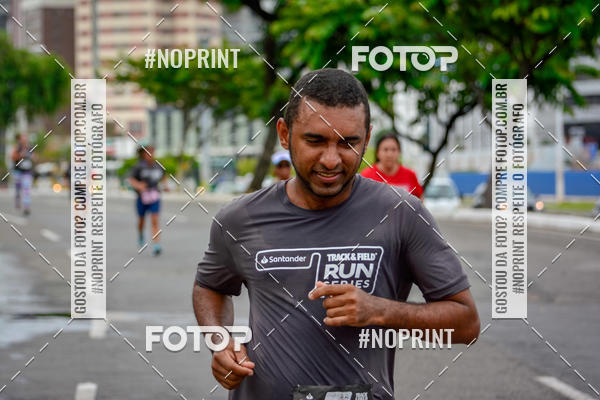 Buy your photos of the eventSantander Track&Field Run Series - Shopping da Bahia on Fotop