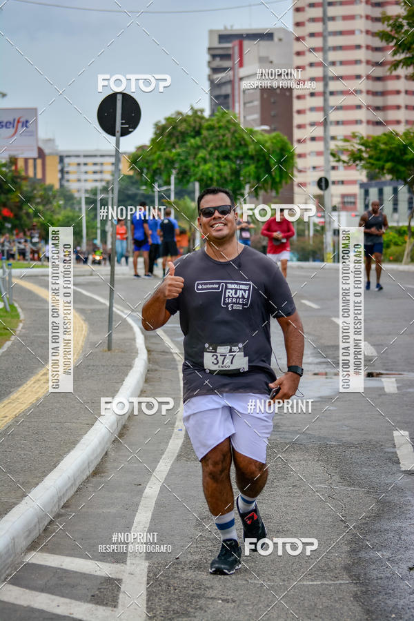 Buy your photos of the eventSantander Track&Field Run Series - Shopping da Bahia on Fotop