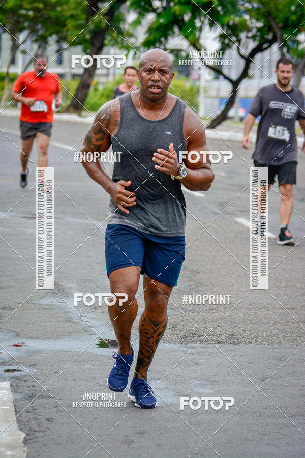 Buy your photos of the eventSantander Track&Field Run Series - Shopping da Bahia on Fotop