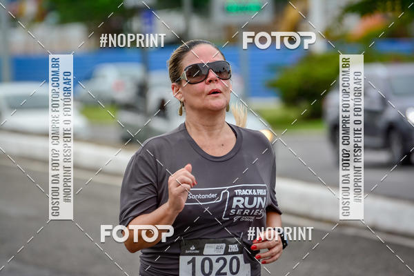 Acquista le foto dell'eventoSantander Track&Field Run Series - Shopping da Bahia in Fotop