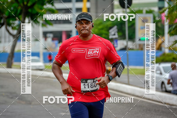 Buy your photos of the eventSantander Track&Field Run Series - Shopping da Bahia on Fotop