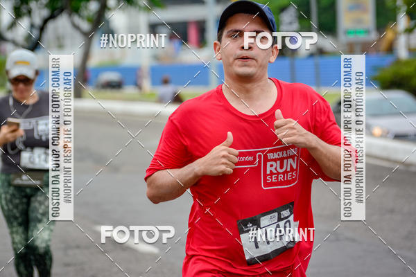 Buy your photos of the eventSantander Track&Field Run Series - Shopping da Bahia on Fotop