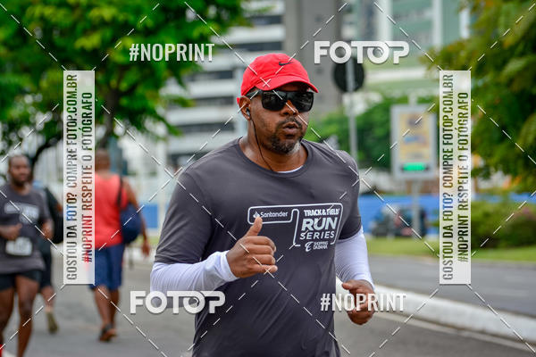 Buy your photos of the eventSantander Track&Field Run Series - Shopping da Bahia on Fotop