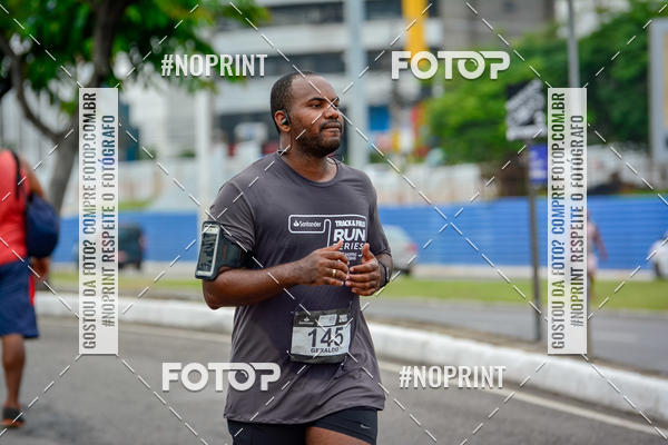 Buy your photos of the eventSantander Track&Field Run Series - Shopping da Bahia on Fotop