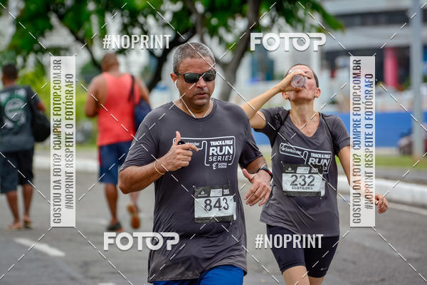 Buy your photos of the eventSantander Track&Field Run Series - Shopping da Bahia on Fotop